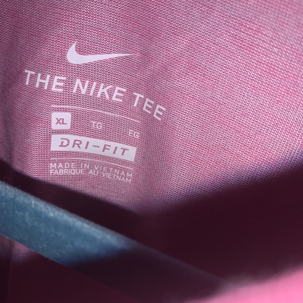 WOMENS DRY FIT NIKE SWOOSH SHIRT - Picture 3 of 4